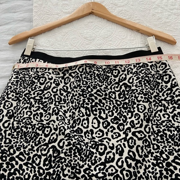 Ann Taylor leopard print pencil skirt 8 P - Picture 6 of 13